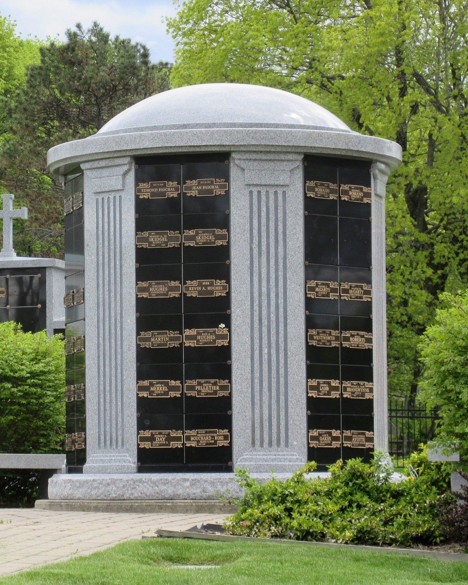 Estate columbarium column detail