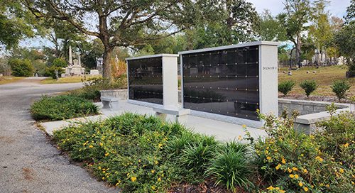 Columbarium cremation niches